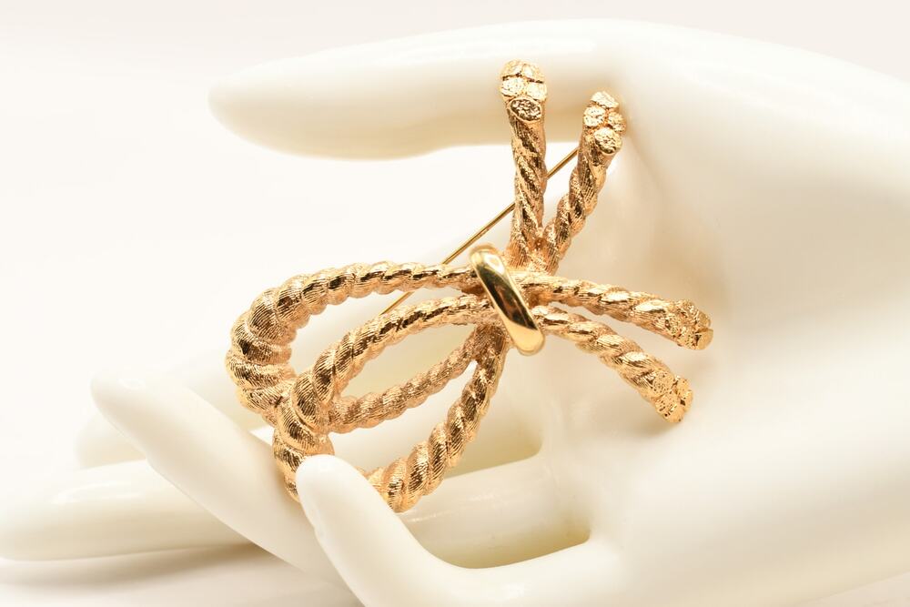 Vintage Christian Dior Germany Gold Tone Rope Bow Brooch Signed